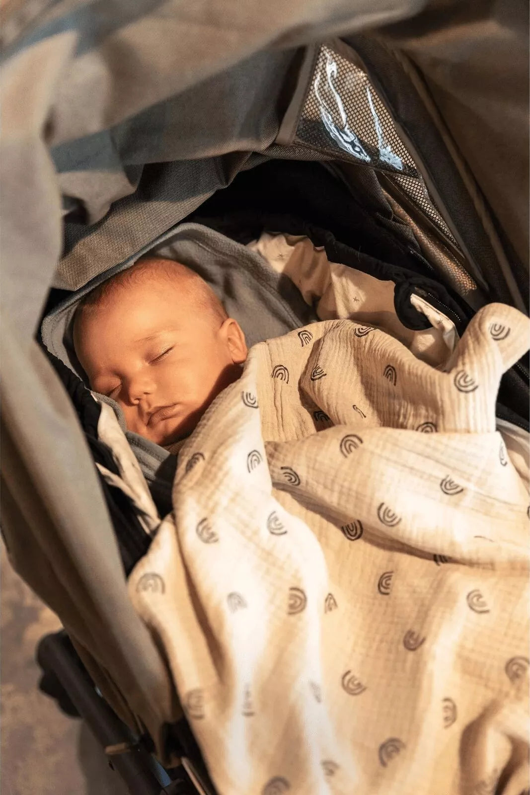 Muslin swaddle, Beige Rainbow