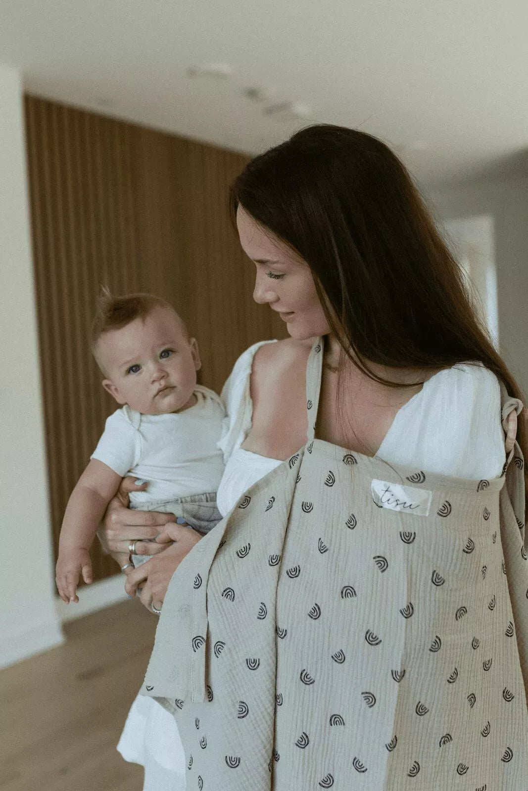Nursing cover, Beige Rainbow with matching pouch - Awarded design from Finland