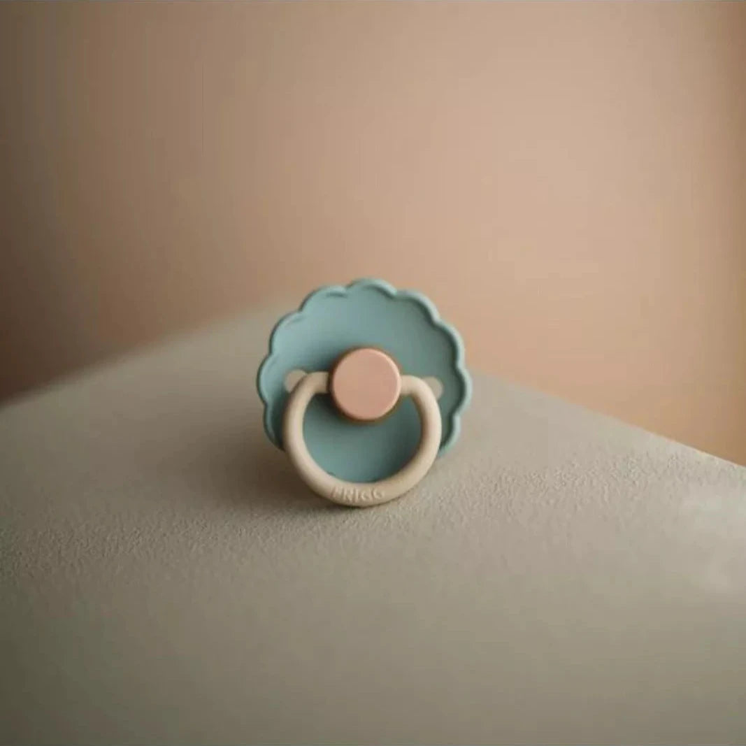 FRIGG Daisy pacifier Willow