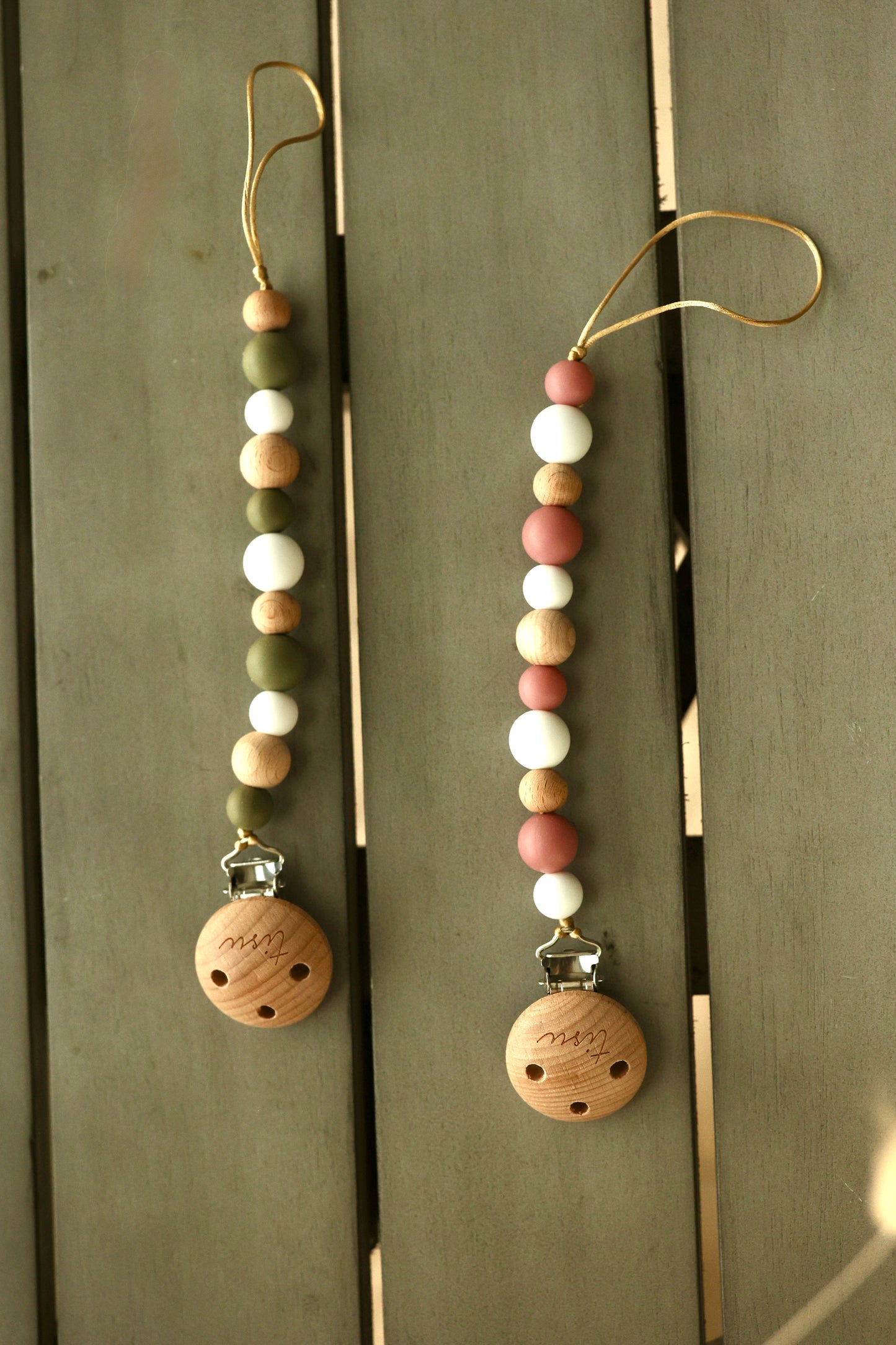 TISU pacifier clip Sage Green